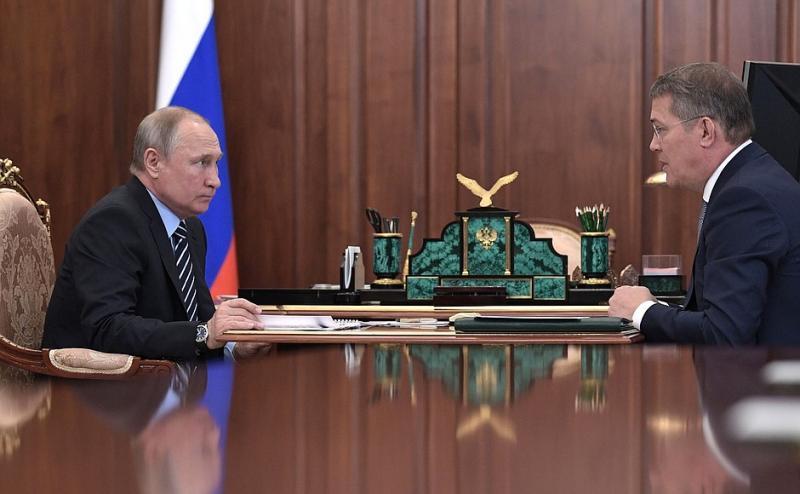 Путин и Хабиров поговорили о социально-экономической ситуации в регионе
