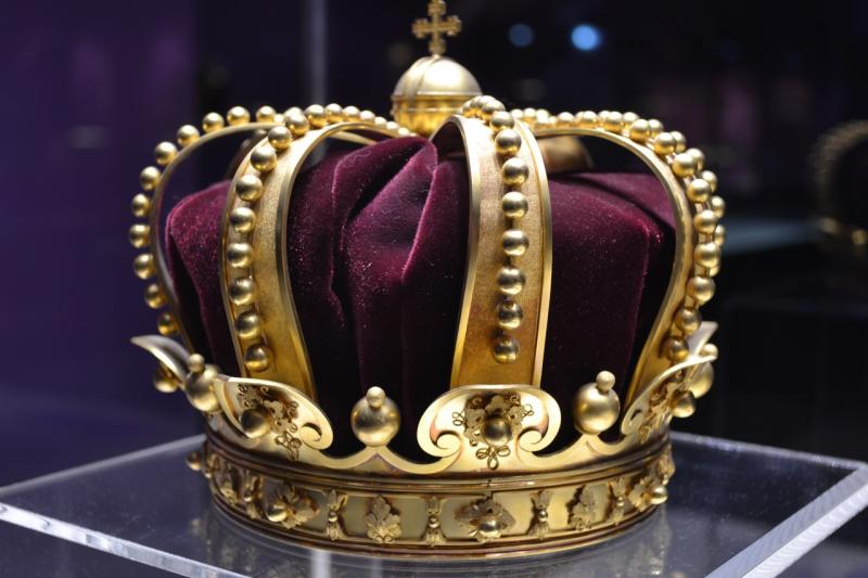 Сериал «Корона» (The crown)
