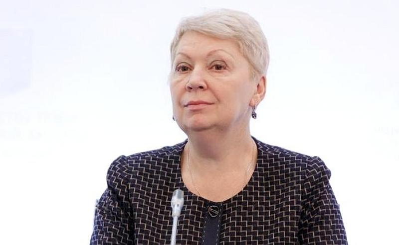Васильева выступила против отмены экзаменов в школе