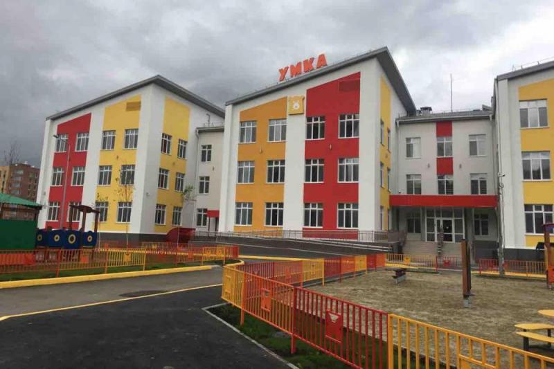Учреждения откроются в Тюмени, Исетском районе и Тобольске