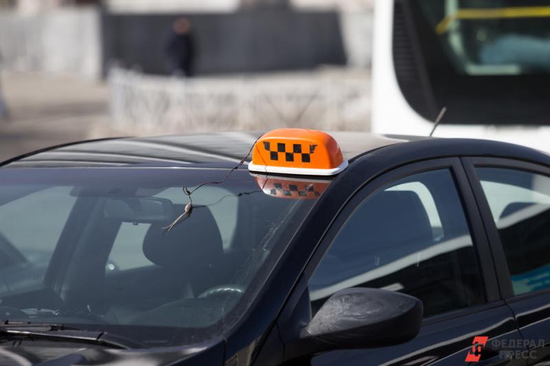 В Москве задержали таксиста за нападение на пассажира