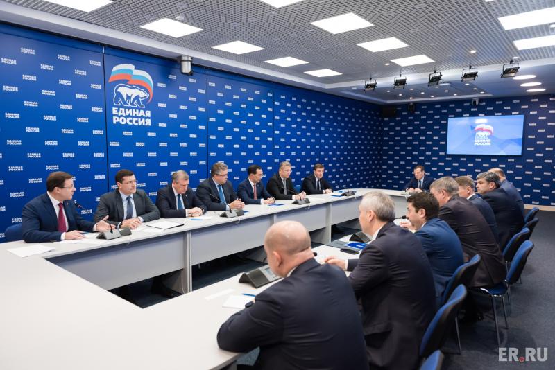 Губернаторы возглавят региональные отделения Единой России