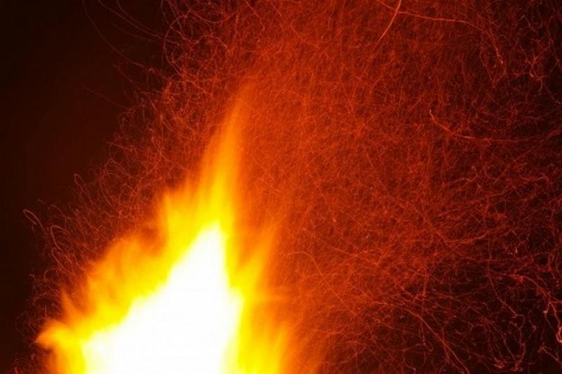 В эпицентре пожара, по мнению специалистов, глубина горения может достигать нескольких метров