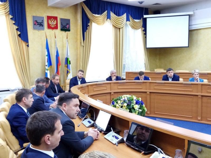 Депутаты Иркутской думы настаивают на возвращении прямых выборов главы города