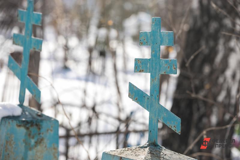 Местные жители отмечают, что кладбище давно заброшено