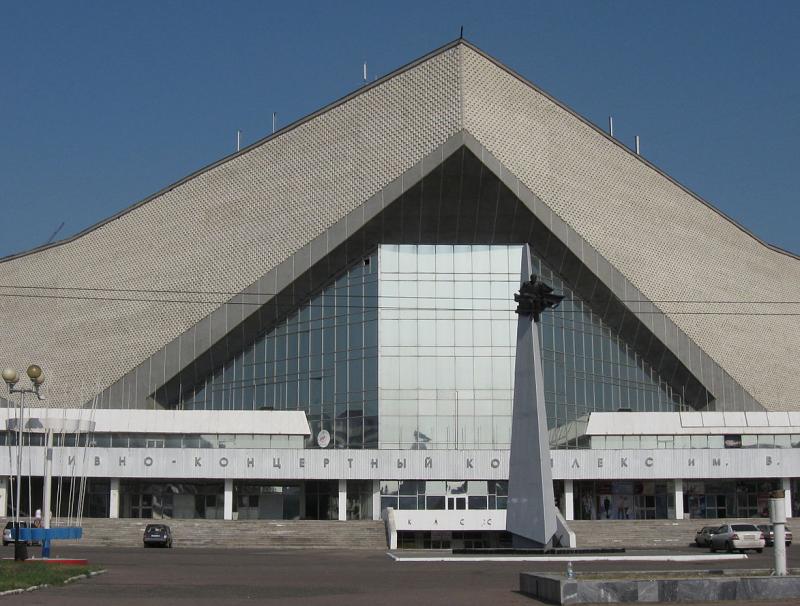 Чиновники правительства Омской области забыли ликвидировать компанию-продавца спортивного комплекса