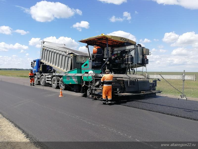 Работы на трассе велись с конца весны