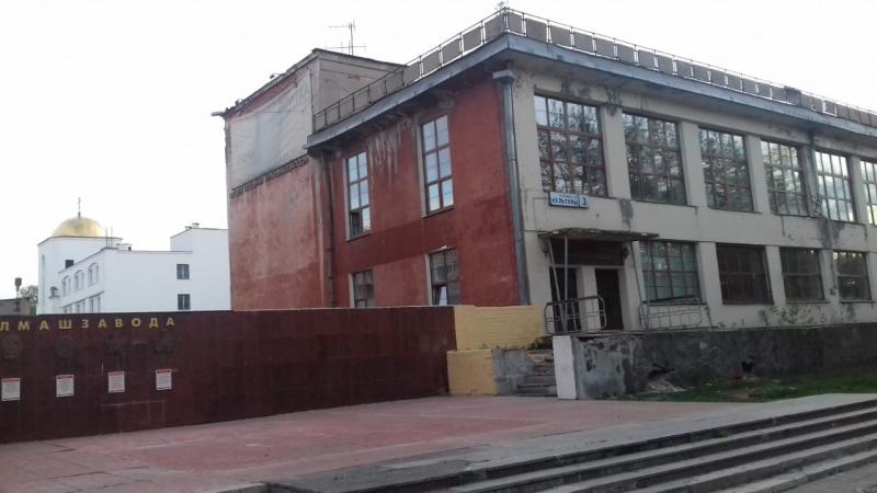 В Екатеринбурге до 2023 года отремонтируют памятник конструктивизма «Фабрику-кухню»