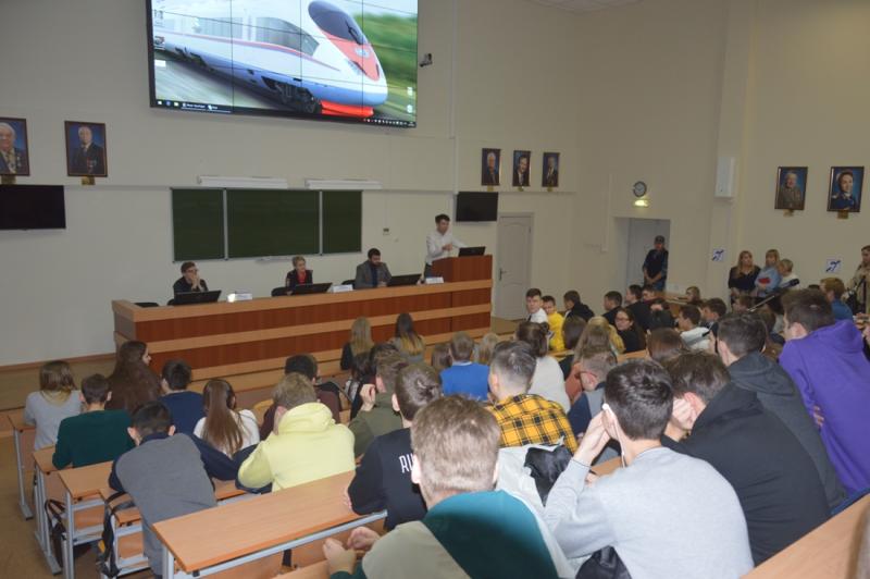 Свердловские силовики рассказали студентам о вреде наркотиков