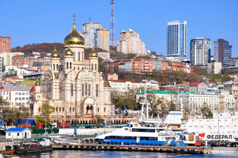 Прыжок с небоскреба напугал жителей Владивостока