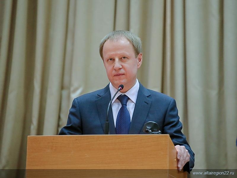 Виктор Томенко отметил, что своим решением запретить продажу снюса, поддержал инициативу губернатор соседних регионов