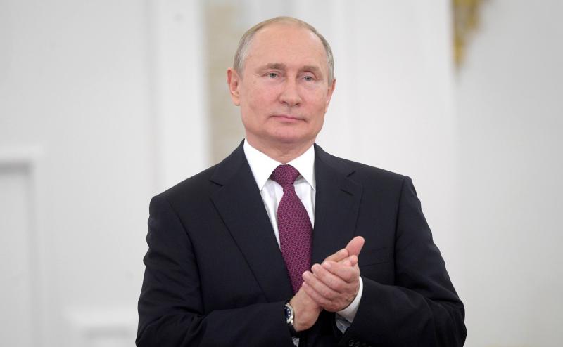 Путин заявил, что деньги поступят на счета только летом