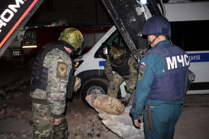 Авиабомбу времен ВОВ увезли из центра Севастополя