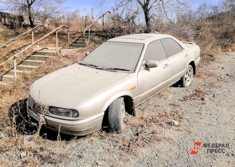 Автовладельцы за свой счет будут заменять проржавевшие номера на кузове автомобиля