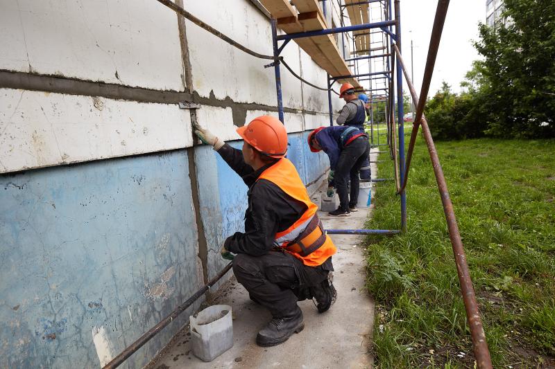За год на Сахалине капитально отремонтировали более 600 домов