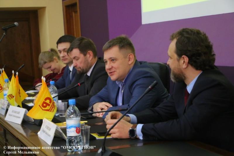Депутат Законодательного собрания Андрей Жуковский переехал в Омск около год назад.