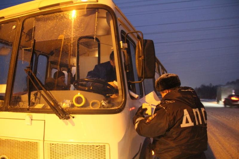 Свердловская ГИБДД грозит штрафами перевозчикам за работу без лицензий