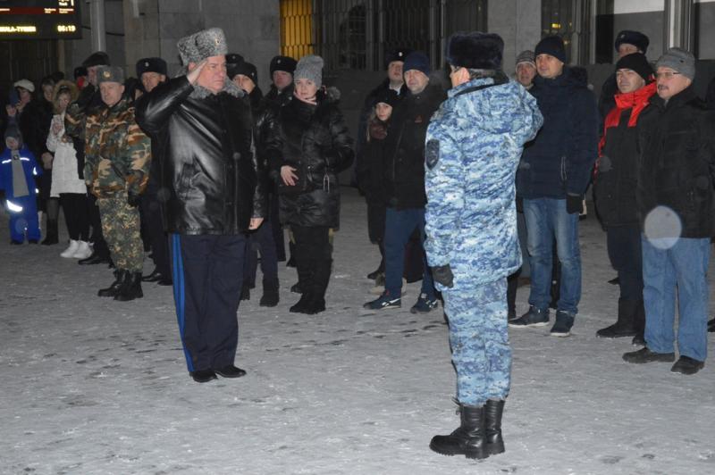 Свердловские полицейские вернулись на родину после шести месяцев на Кавказе