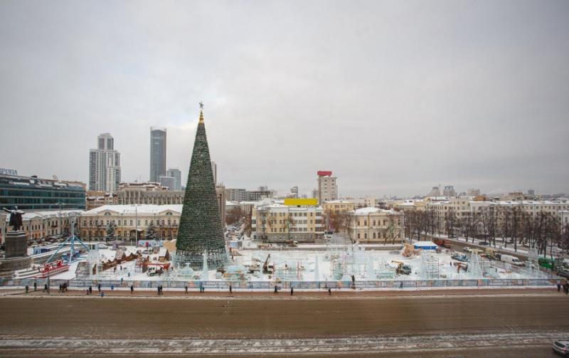 Ледовый городок в Екатеринбурге – самый дорогой на Урале