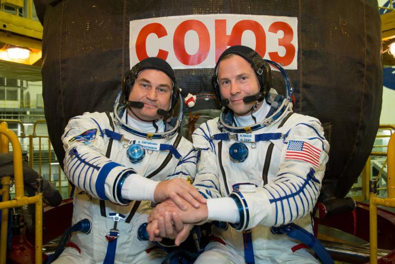 Ученые сравнили риск смерти средних российских мужчин и космонавтов