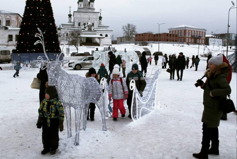 В Соликамске открылся ледовый городок