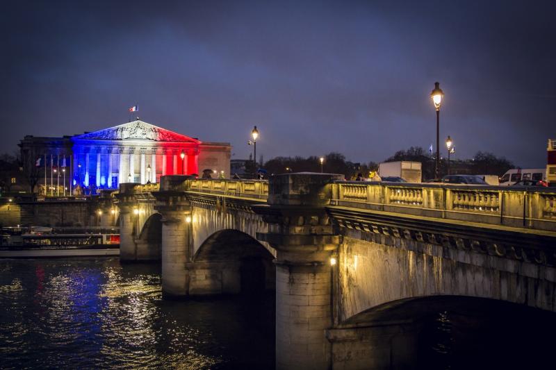 Франция опасается введения санкций США из-за восстановления отношений с Россией