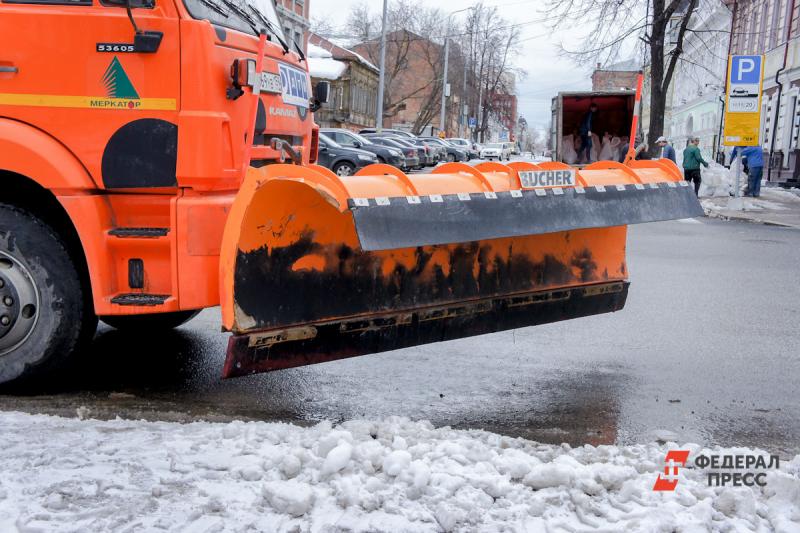 Тротуары во всех районах Челябинска планируют отчистить от снега в конце месяца