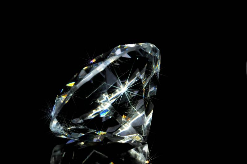 АЛРОСА продолжает бороться с кризисом в алмазной отрасли