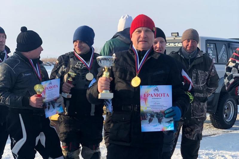 Мэр Владивостока победил в чемпионате по мотогонкам