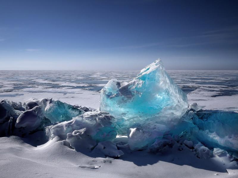 На Сахалине 300 рыбаков оказались на дрейфующей льдине