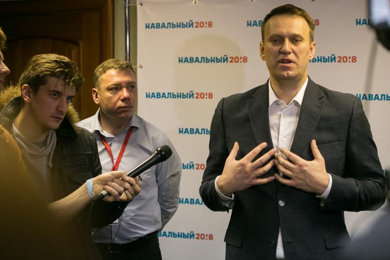 Алексей Навальный опубликовал ролик с прачками