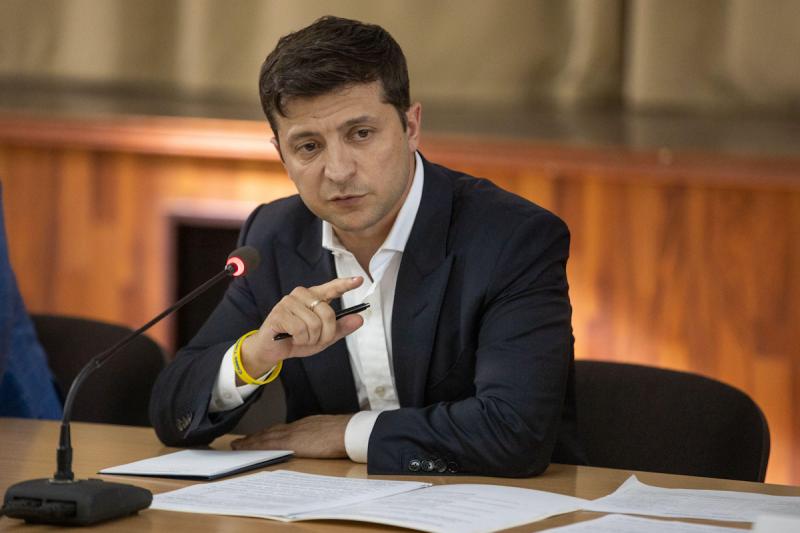 Зеленский не исключает возможность проведения выборов в Донбассе