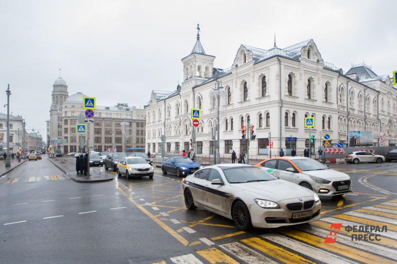 Подсчитано количество автомобилей в России
