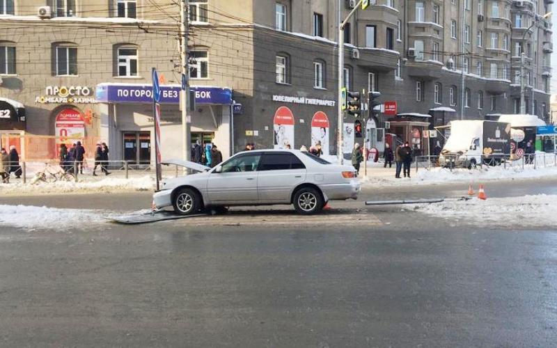 В центре Новосибирска произошло серьезное ДТП с пешеходами