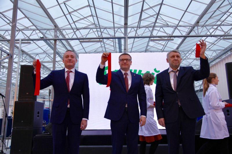 На открытие крупнейшего на Урале агрокомплекса приезжал губернатор