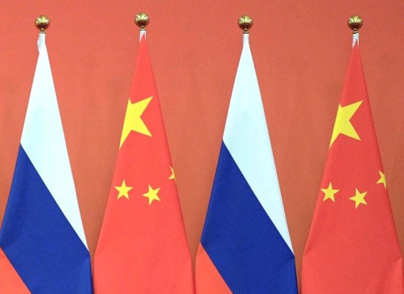 Китайцы называют русских самодовольными и серьезными