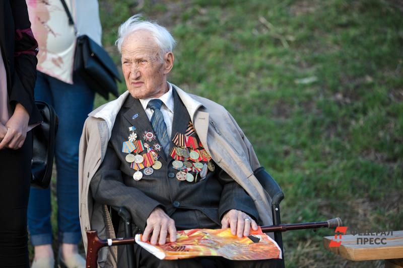 Правительство обсудит выплаты ветеранам к 75-летию Победы