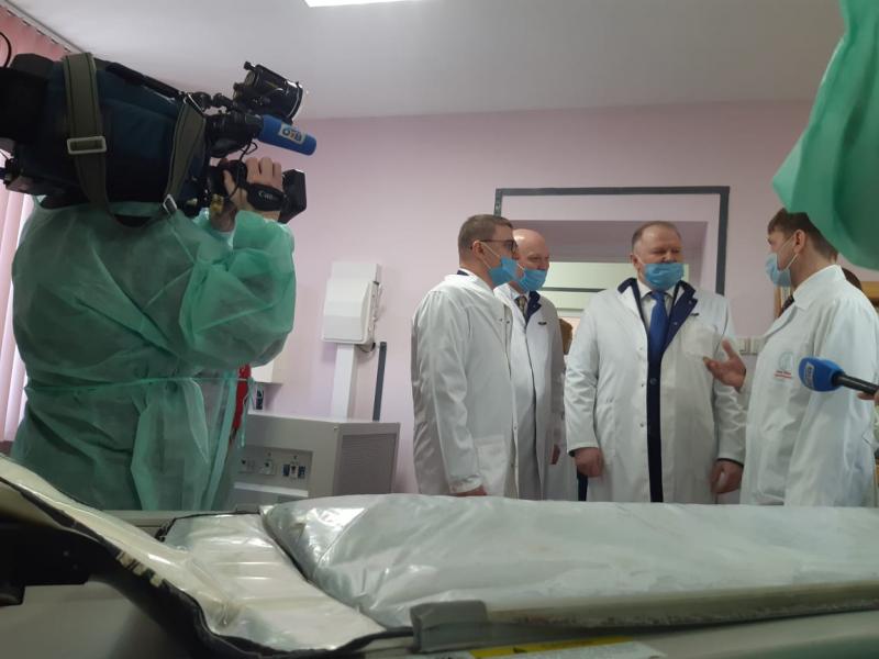 Полпред Цуканов и губернатор Текслер приехали с визитом в челябинскую больницу