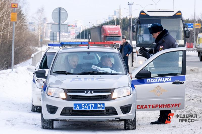 В свердловских подразделениях ГИБДД ограничили прием населения из-за коронавируса