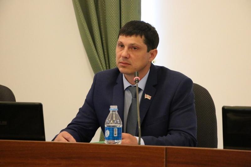 Депутат ЛДПР отказался от места в думе Владивостока