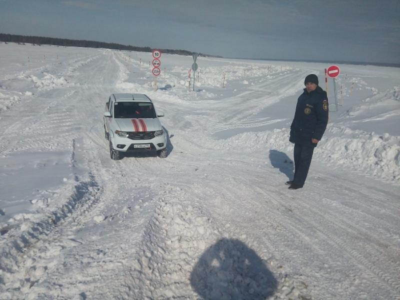 Ледовую переправу в Новосибирской области закрыли из-за потепления