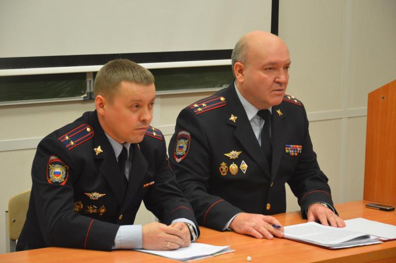 Свердловская полиция рассказала начинающим журналистам о видах мошенничества