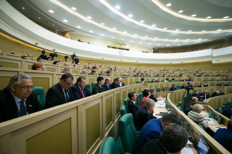 Совет Федерации утвердил решение региональных заксов