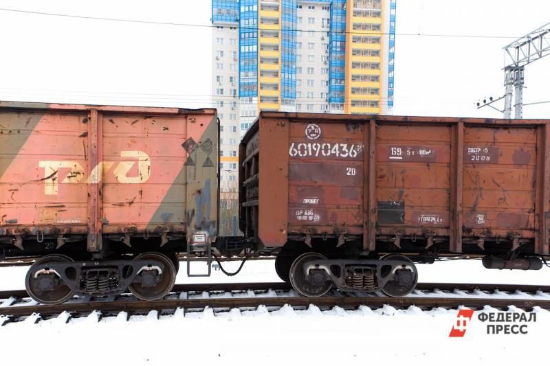 В Екатеринбурге женщина попала под поезд и погибла