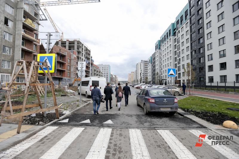 В Екатеринбурге объявились мошенники предлагающие продезинфицировать подъезды за деньги