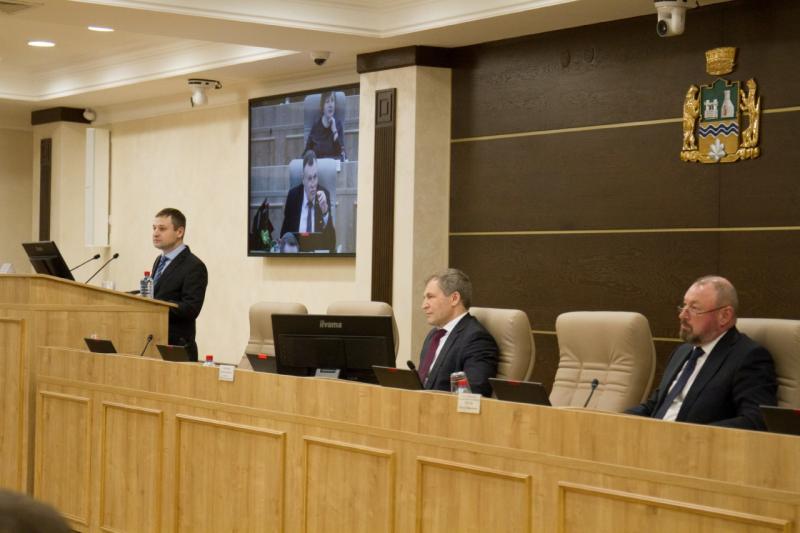 Екатеринбургские депутаты поссорились из-за пиара на поддержке бизнеса