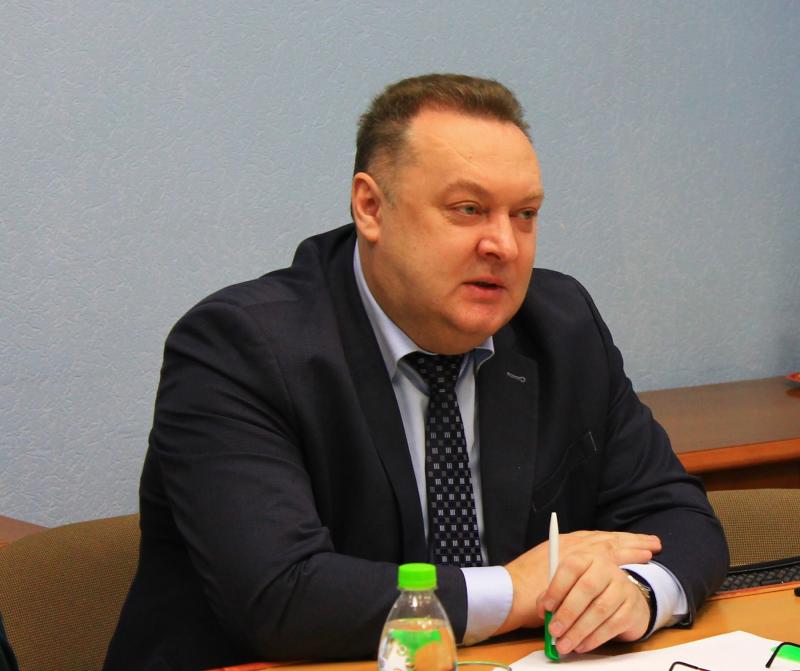 Вице-губернатор Сергей Сушков рассказал, что в Челябинскую область будут поставлять фрукты из Узбекистана