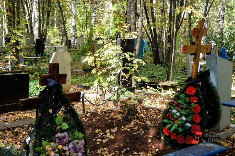 В Москве закрывают кладбища