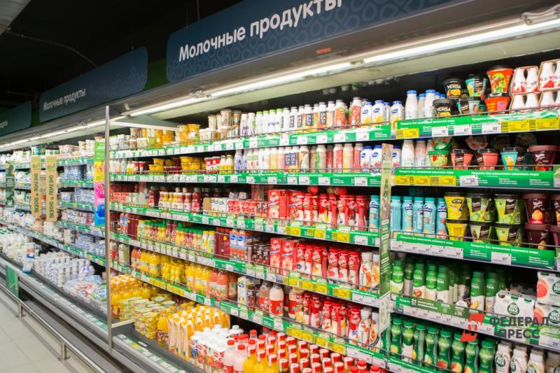 Бизнес попросил выдать россиянам продовольственные карточки
