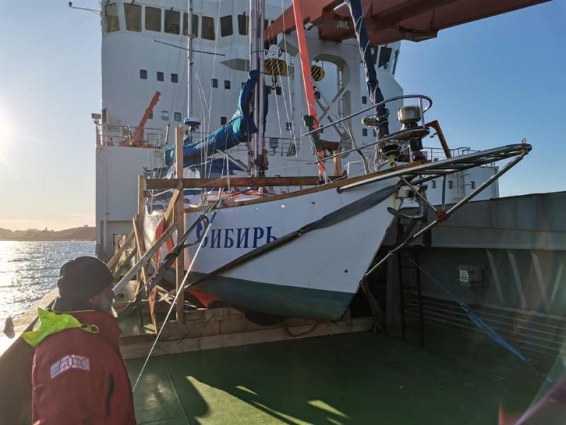 Яхта «Сибирь» возвращается в Россию
